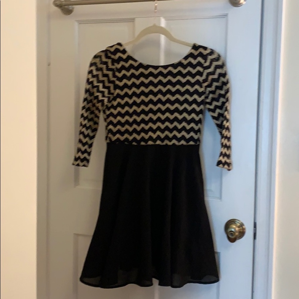 Gorgeous girls dress!